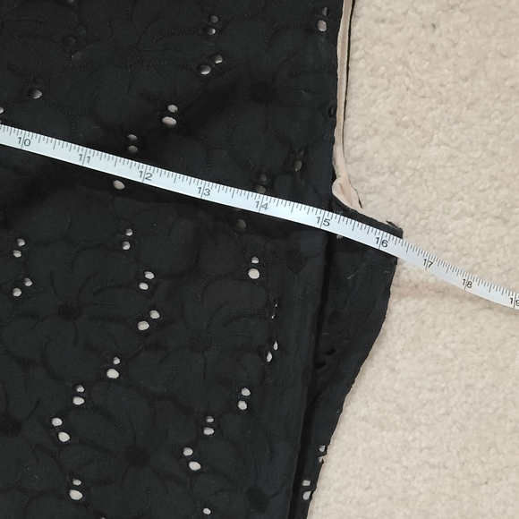 LAUNDRY BY SHELLI SEGAL BLACK EYELET TOP - Picture 3 of 12